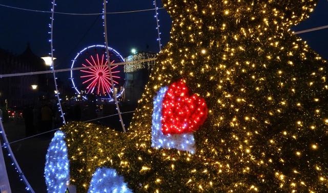 Déjà beaucoup de monde au village de Noël de Liège (Photos)