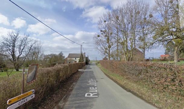 Une habitation ravagée par les flammes à Héron