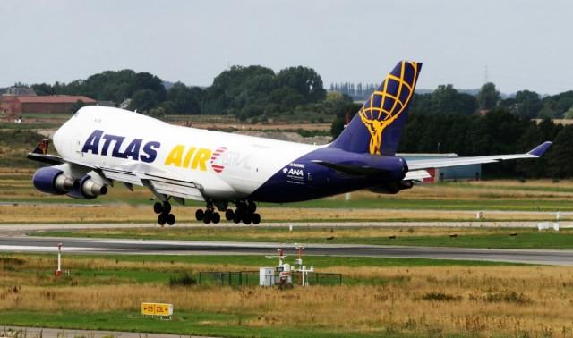 Réacteur en feu sur un avion cargo décollant de Liège Airport