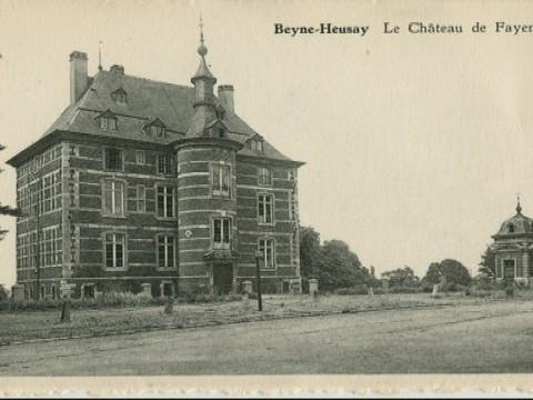 Livre : Liège, la province aux 600 châteaux