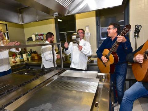 Les restaurateurs liégeois en délire sur Facebook