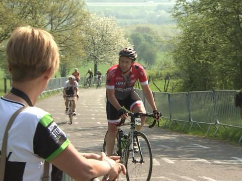 8000 cyclos dans les côtes de Liège-Bastogne-Liège