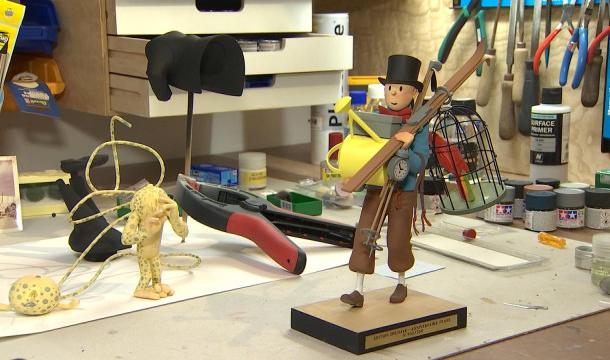 Métier atypique: restaurateur de figurines de BD