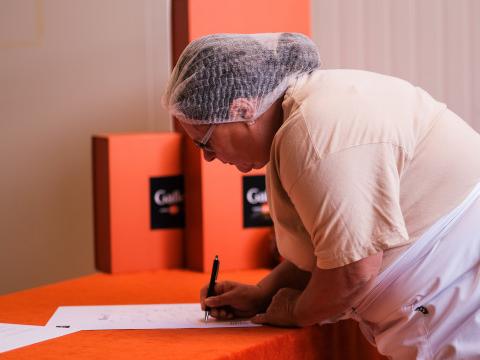 Le personnel de Galler remercie les souverains 
