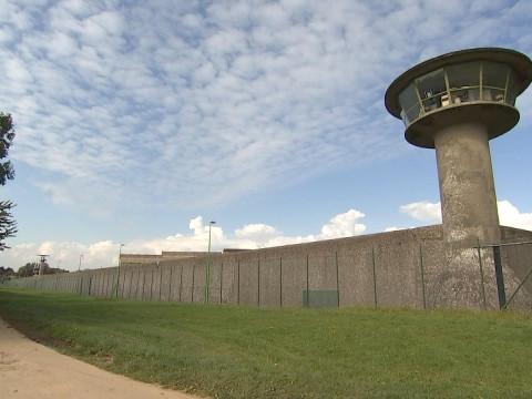 Où construire une extension de Prison ?
