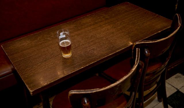 Treize établissements horeca verbalisés, six personnes interpellées