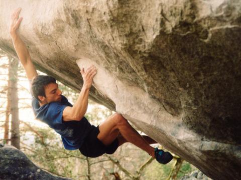 Escalade: Simon Lorenzi réussit un exploit mondial !