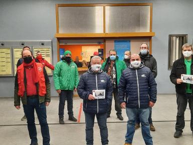 Fermeture des guichets SNCB : manifestation à la gare de Ans