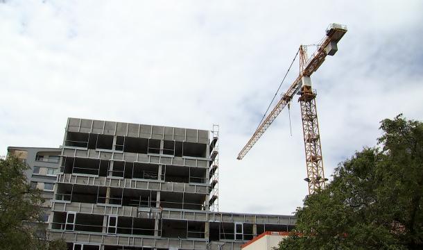 Effondrement d'un bâtiment à Anvers : les chantiers liégeois s'arrêtent à 14h34