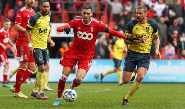 Football : en raison de ses résultats, le Standard sorti du G5 ?