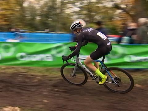 Cyclo-cross à Flémalle: la Wallonie se prend au jeu