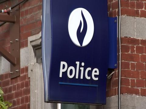Deux arrestations et plusieurs armes saisies à Liège