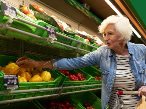L'inflation des produits alimentaires poursuit sa baisse