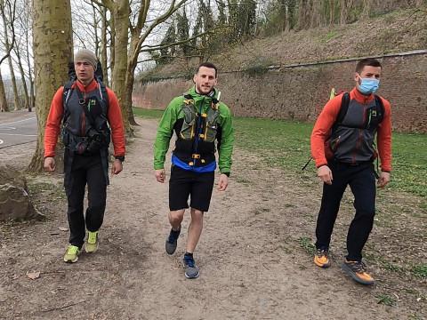 3 sportifs se lancent le défi de parcourir le GR20 en 5 jours