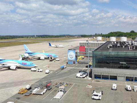 30.000 voyageurs impactés par la grève. Des vols TUI réorientés vers Liège Airport 