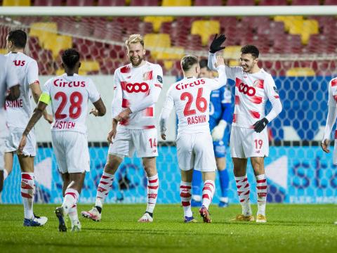 9 sur 9 pour le Standard de Leye !