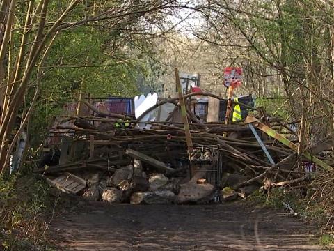 Barricades contre le projet Matexi à la Chartreuse