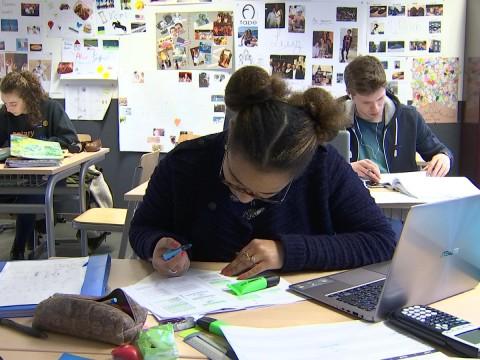 Un blocus en groupe et encadré par des professeurs