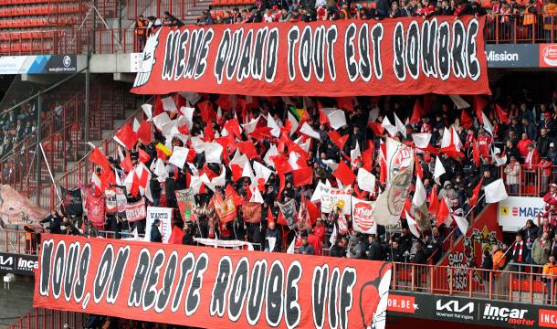 Le Standard victorieux contre OHL : Un public soulagé ... mais lucide !