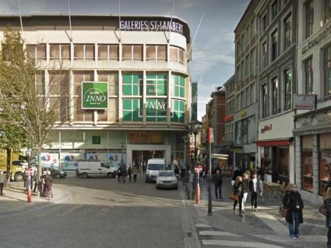 D'autres grandes enseignes ferment leurs magasins 