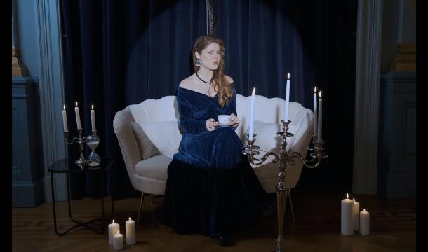 ESTL se révèle dans son premier EP cinq titres "Caméléon"