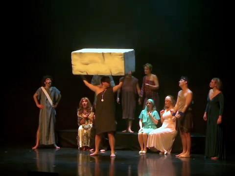 Hercule : une comédie musicale et familiale pour terminer l'année au théâtre le Moderne 