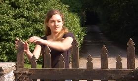 Mélanie Duchesne, une chanteuse liégeoise à Paris