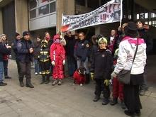 Manifestation des femmes de pompiers