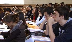 Les rhétos à l'Université