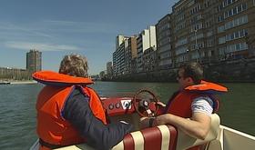 Liège : des bateaux électriques à piloter soi-même