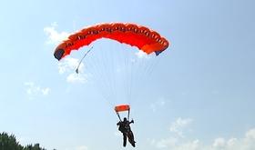 Cita des Ailes : saut en parachute pour les enfants malades