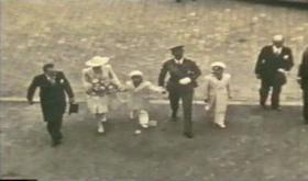 Des images d'Albert II en visite à Liège... en 1939