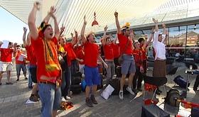 Diables Rouges : départ des supporters