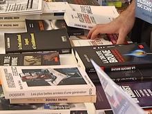 Foire du livre politique au cinéma Sauvenière