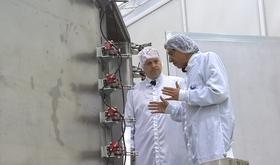 Elio Di Rupo visite le Centre Spatial de Liège