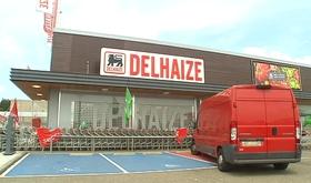 Delhaize : la grève continue