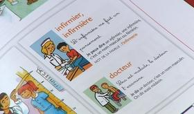 Manuels scolaires 2015: encore trop de clichés et de stéréotypes