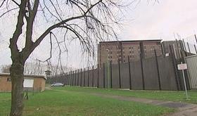 Grèves dans les 34 prisons du pays