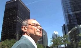 Grignoux :  A leak in paradise , documentaire de David Leloup