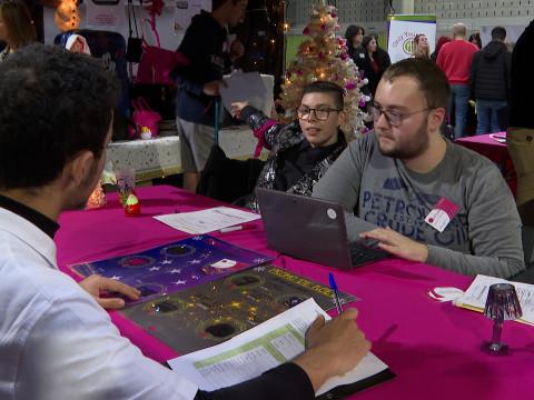 L'entreprise virtuelle : un outil pour former les élèves à la réalité du travail