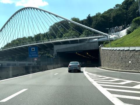 Feu vert aux 80 km/h dans le tunnel de Cointe