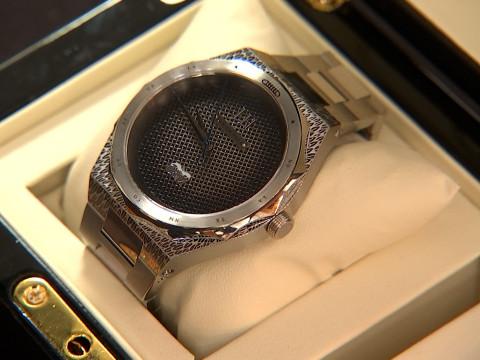Cette montre liégeoise a quelque chose de Johnny !