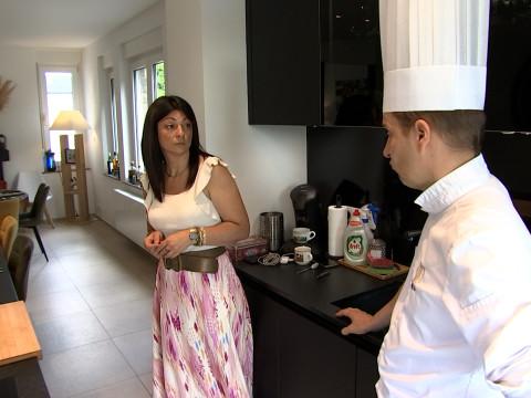 Le chef Fabian Neyrinck reçoit ses clients dans son salon à Fexhe-le-Haut-Clocher