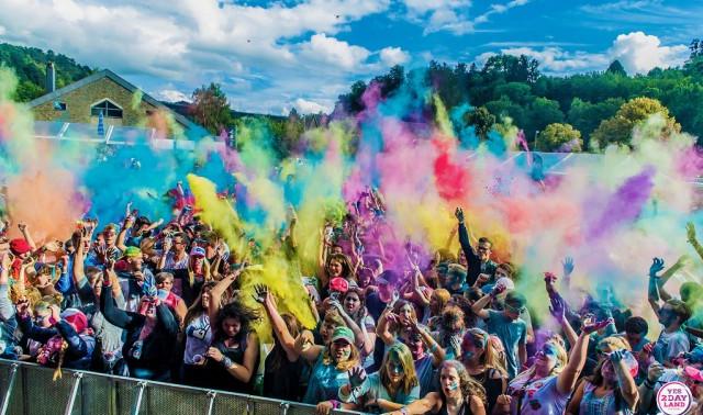 Le festival Yes2DayLand offre un spectacle aux enfants