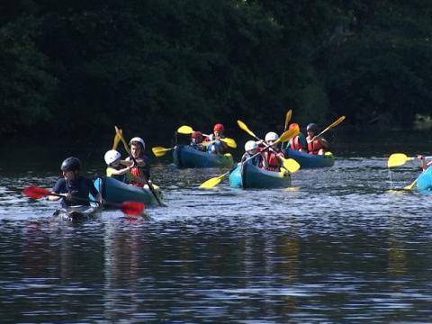 Le kayak et ses stages d'été connaissent un réel engouement au Royal Mava Club Sauheid