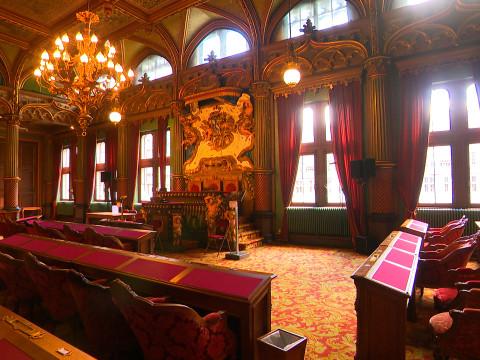 Le Palais provincial est à vous ! 