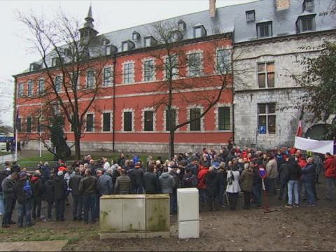 Le personnel de Publifin manifeste à Namur 