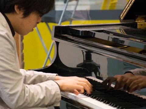 Les délicates Pauses Musicales de Midi à l'espace ULiège Opéra