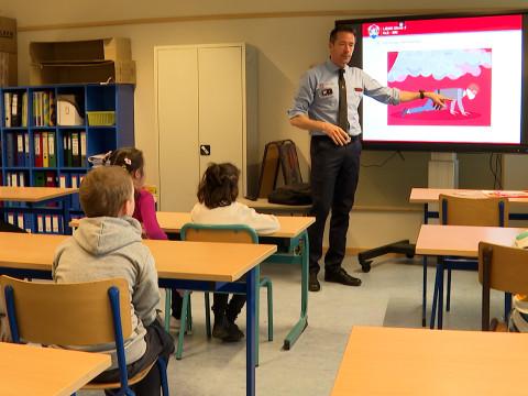 Les pompiers sensibilisent les écoles aux risques d'incendie domestique