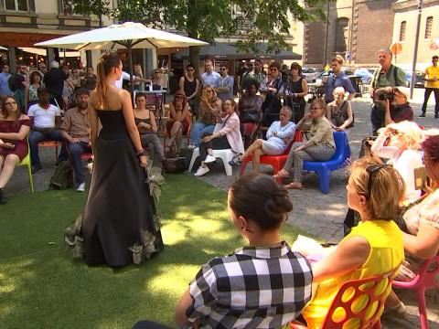 Liège : un défilé de mode place Xavier Neujean 
